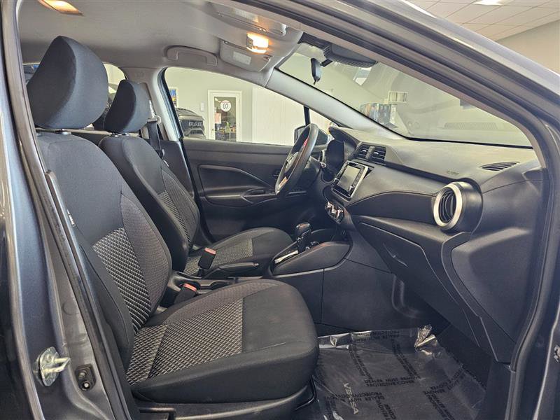 Vehicle image 15 of 26