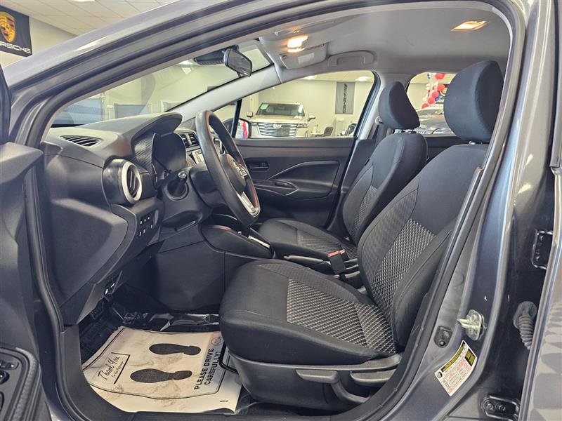 Vehicle image 11 of 26