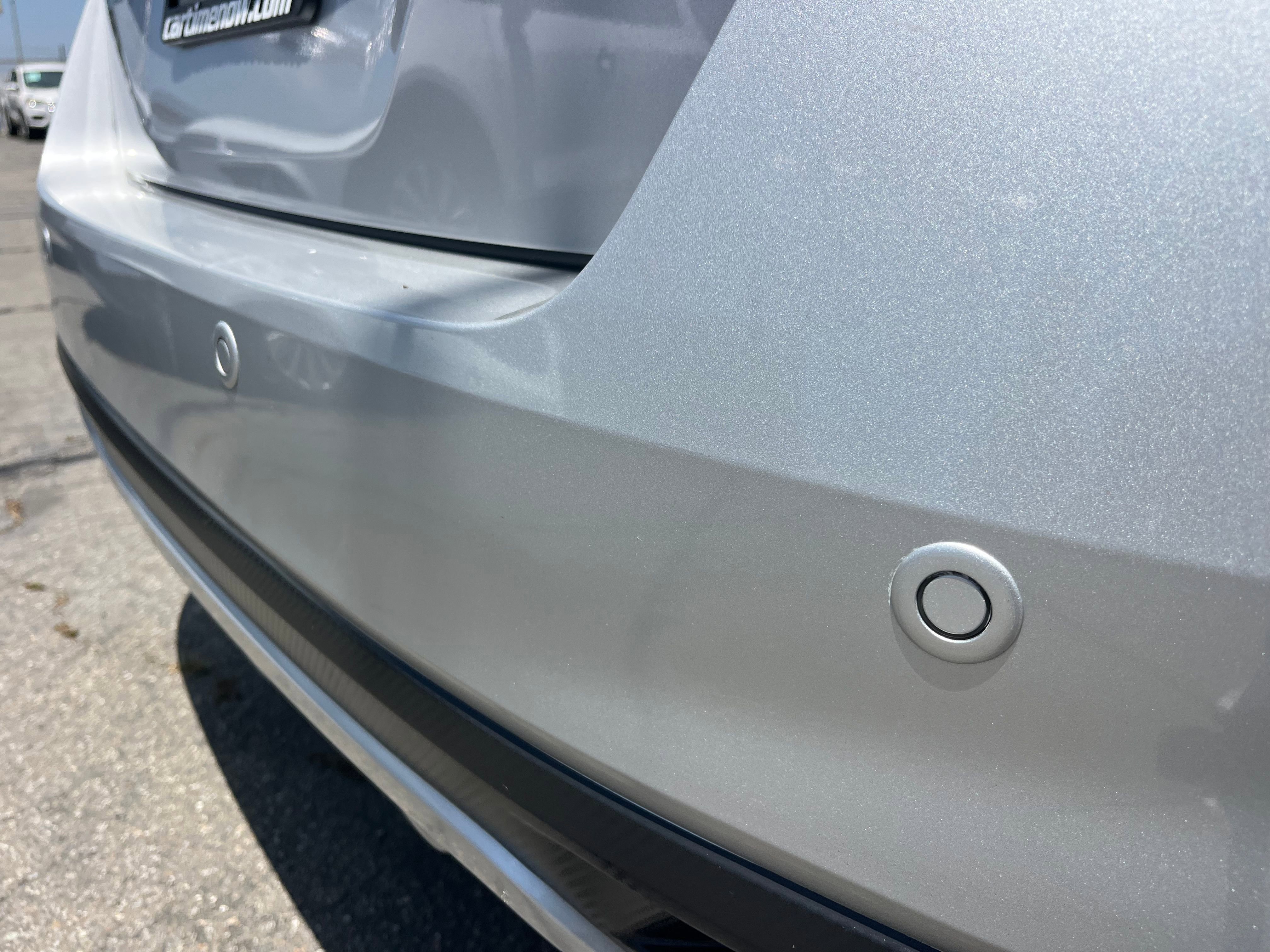 Vehicle image 23 of 90