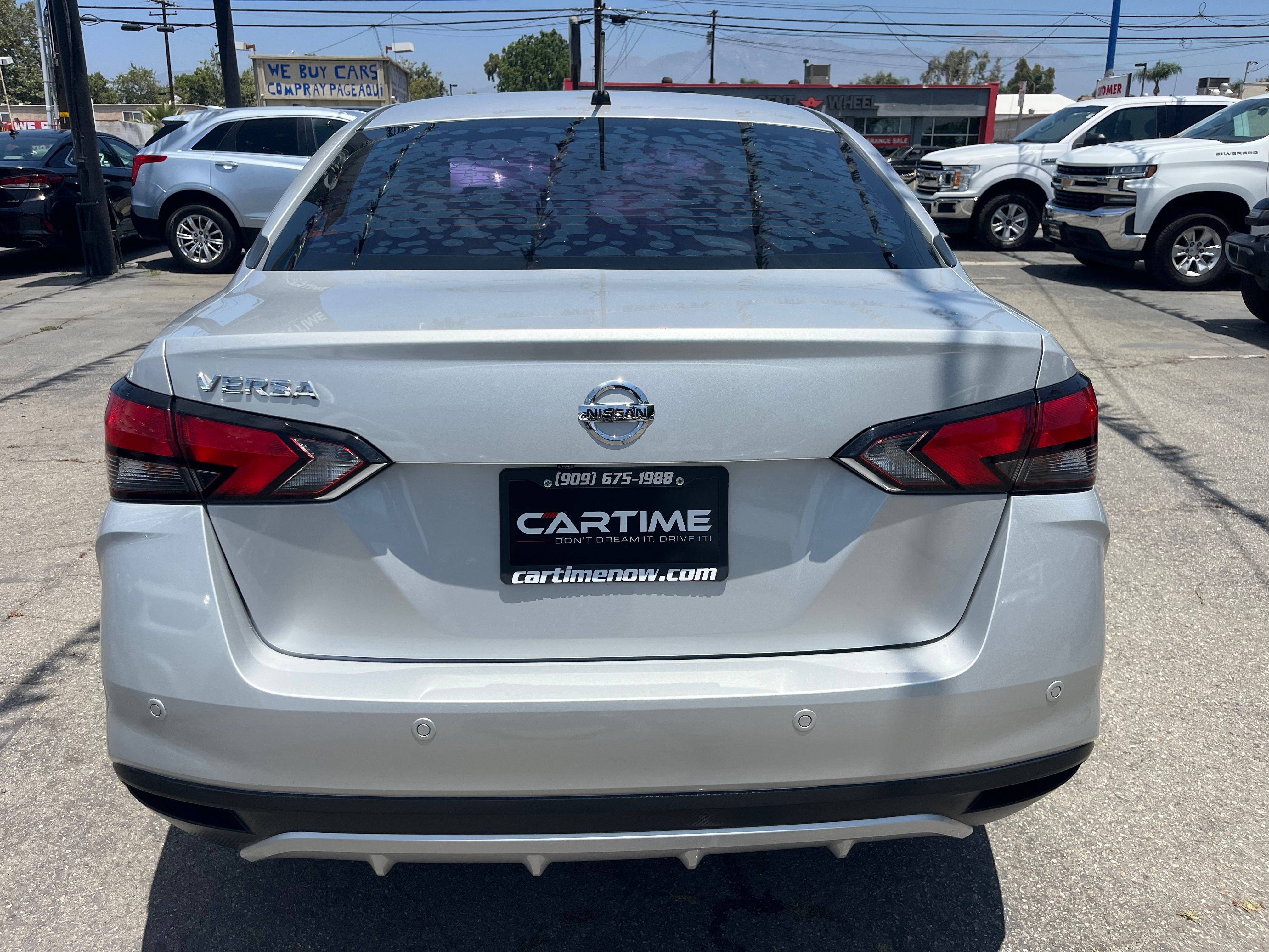 Vehicle image 18 of 90