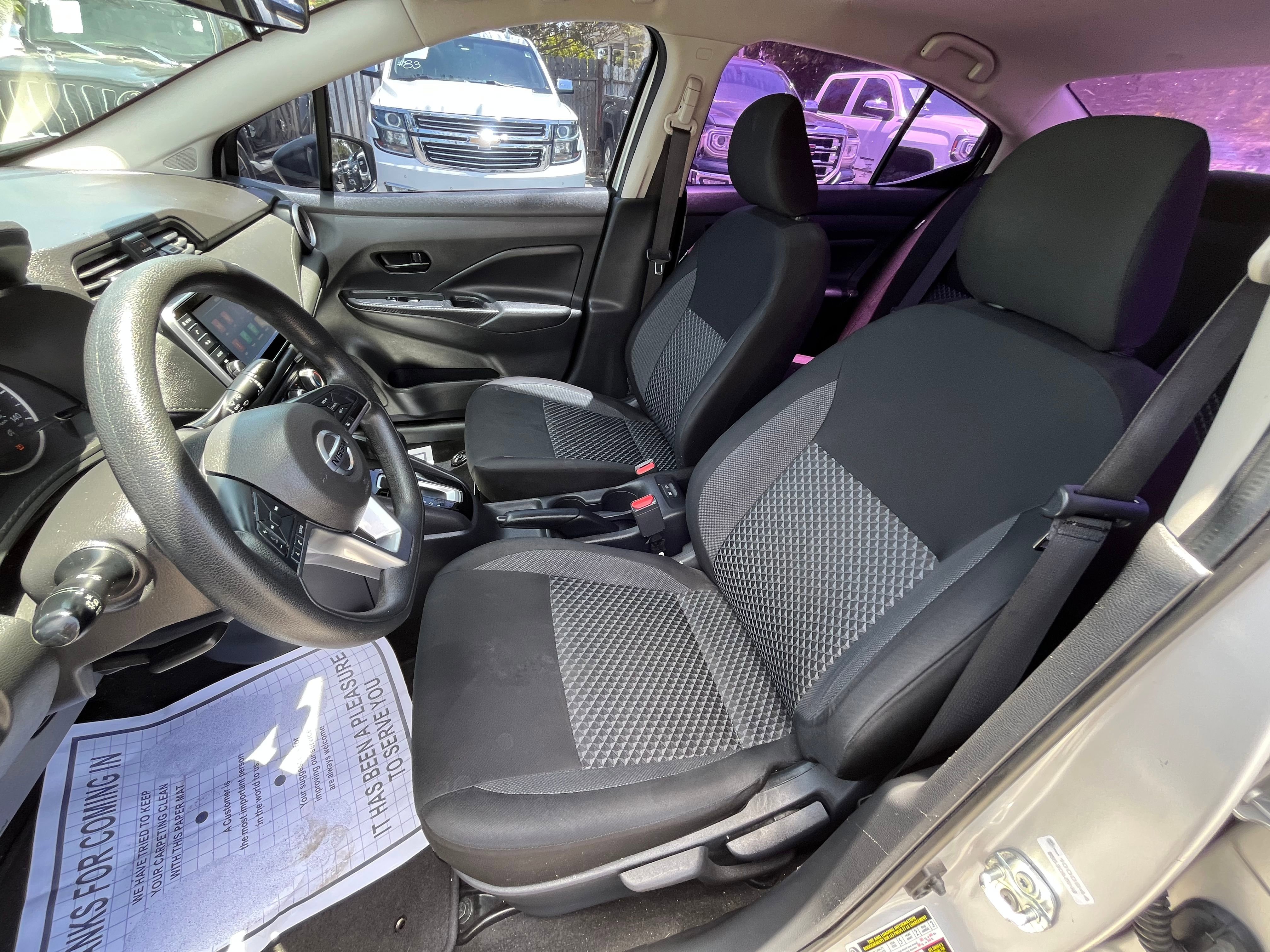 Vehicle image 39 of 90