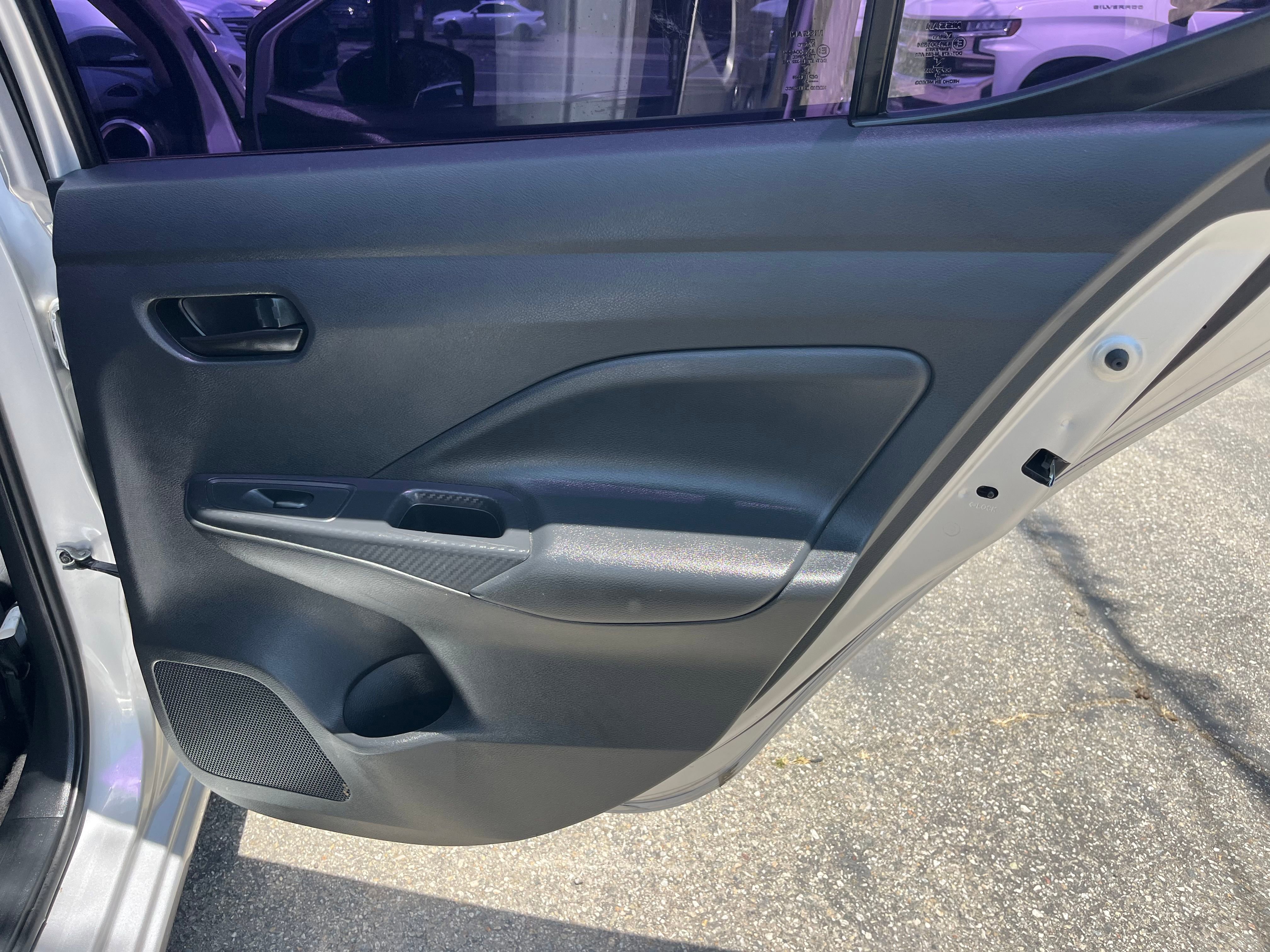 Vehicle image 64 of 90