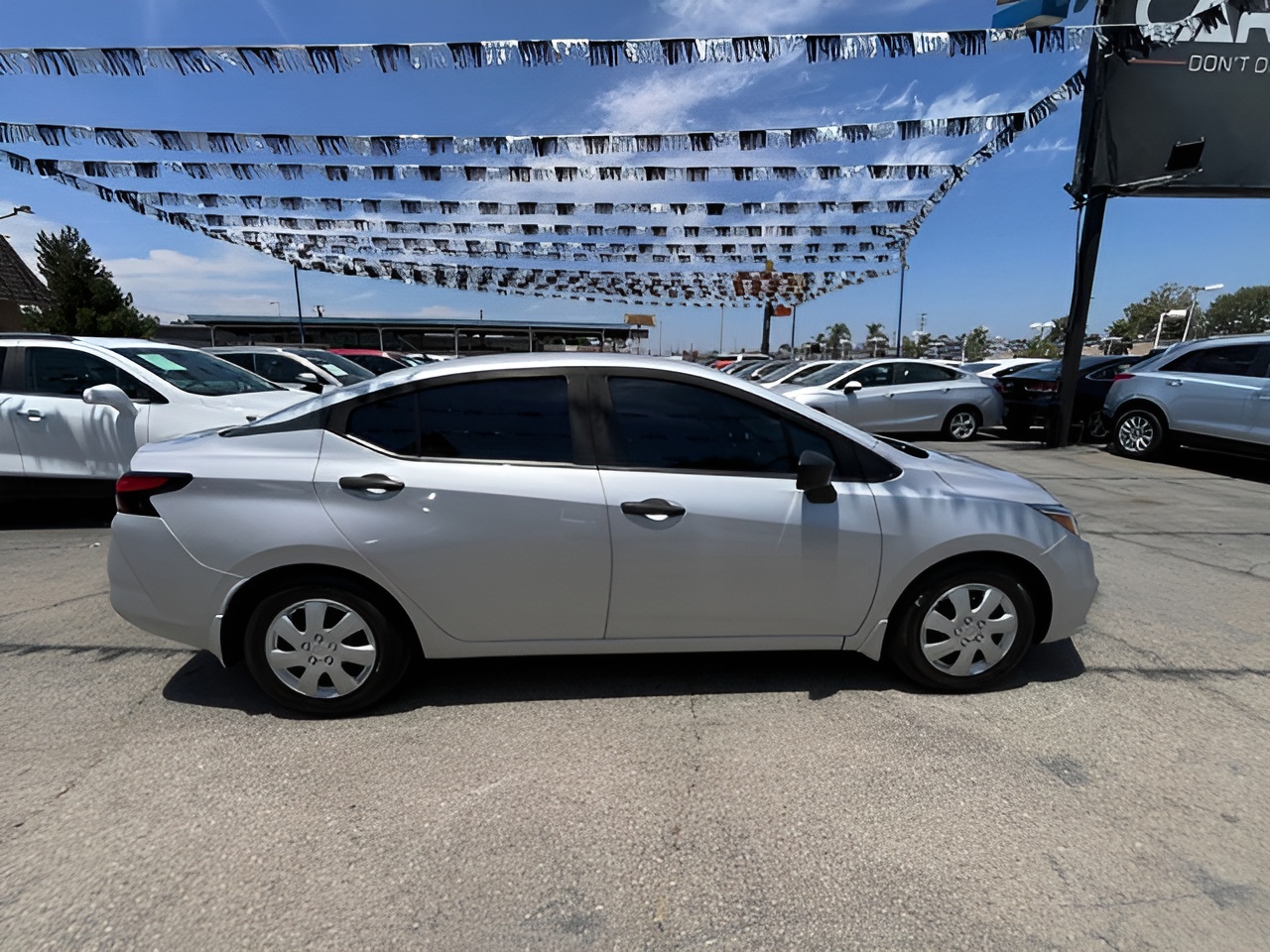 Vehicle image 81 of 90