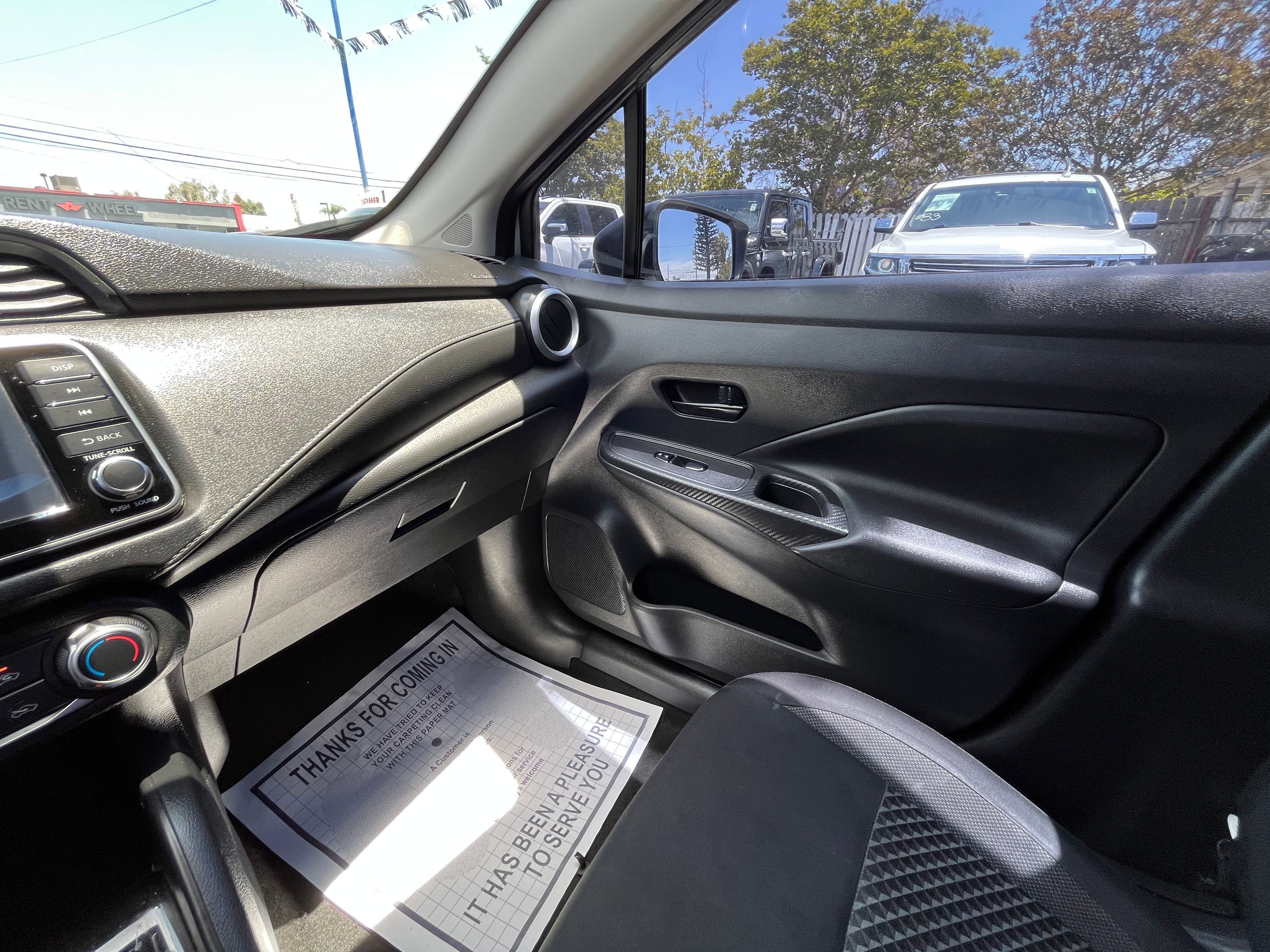 Vehicle image 47 of 90