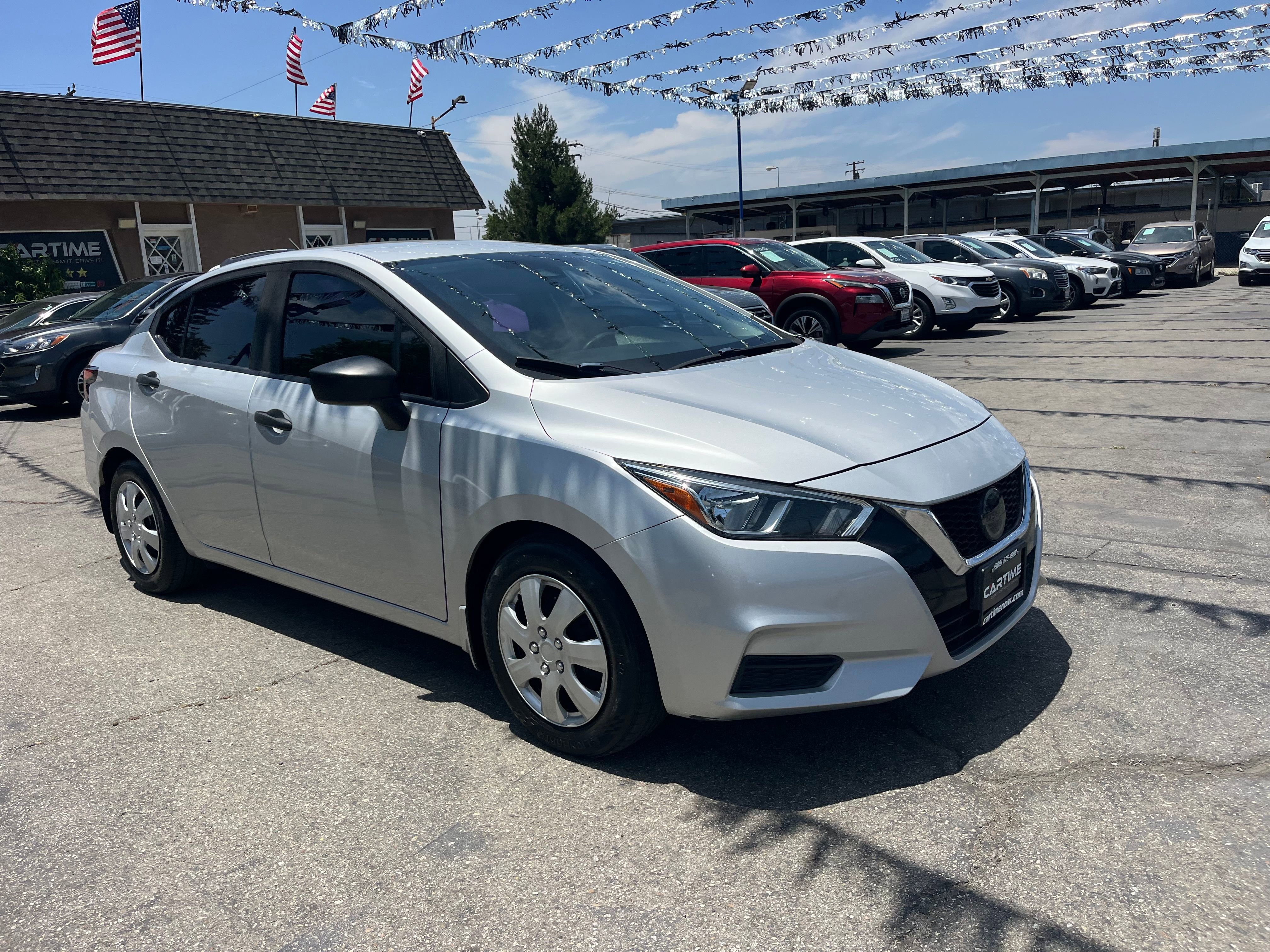 Vehicle image 8 of 90