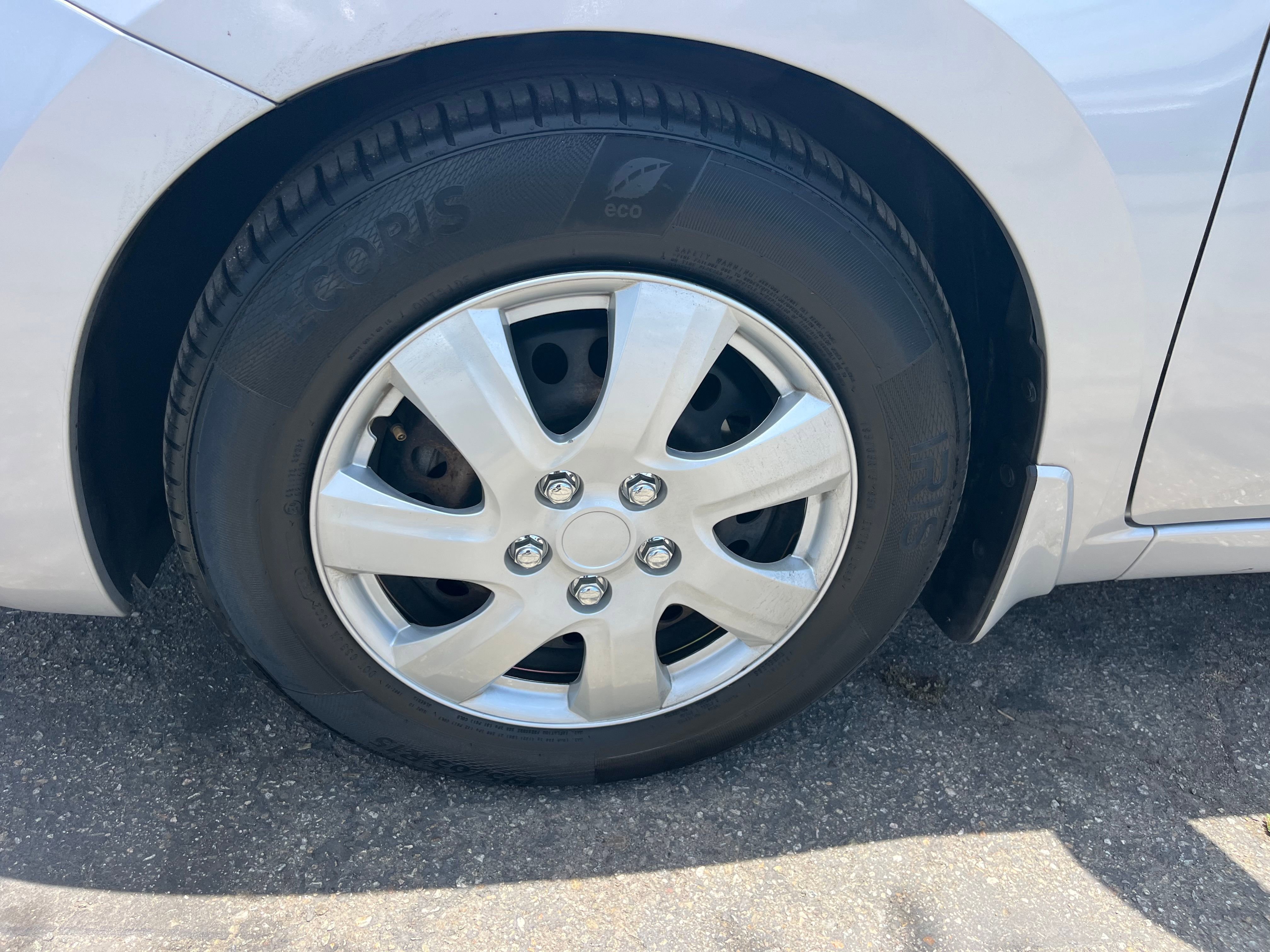 Vehicle image 67 of 90