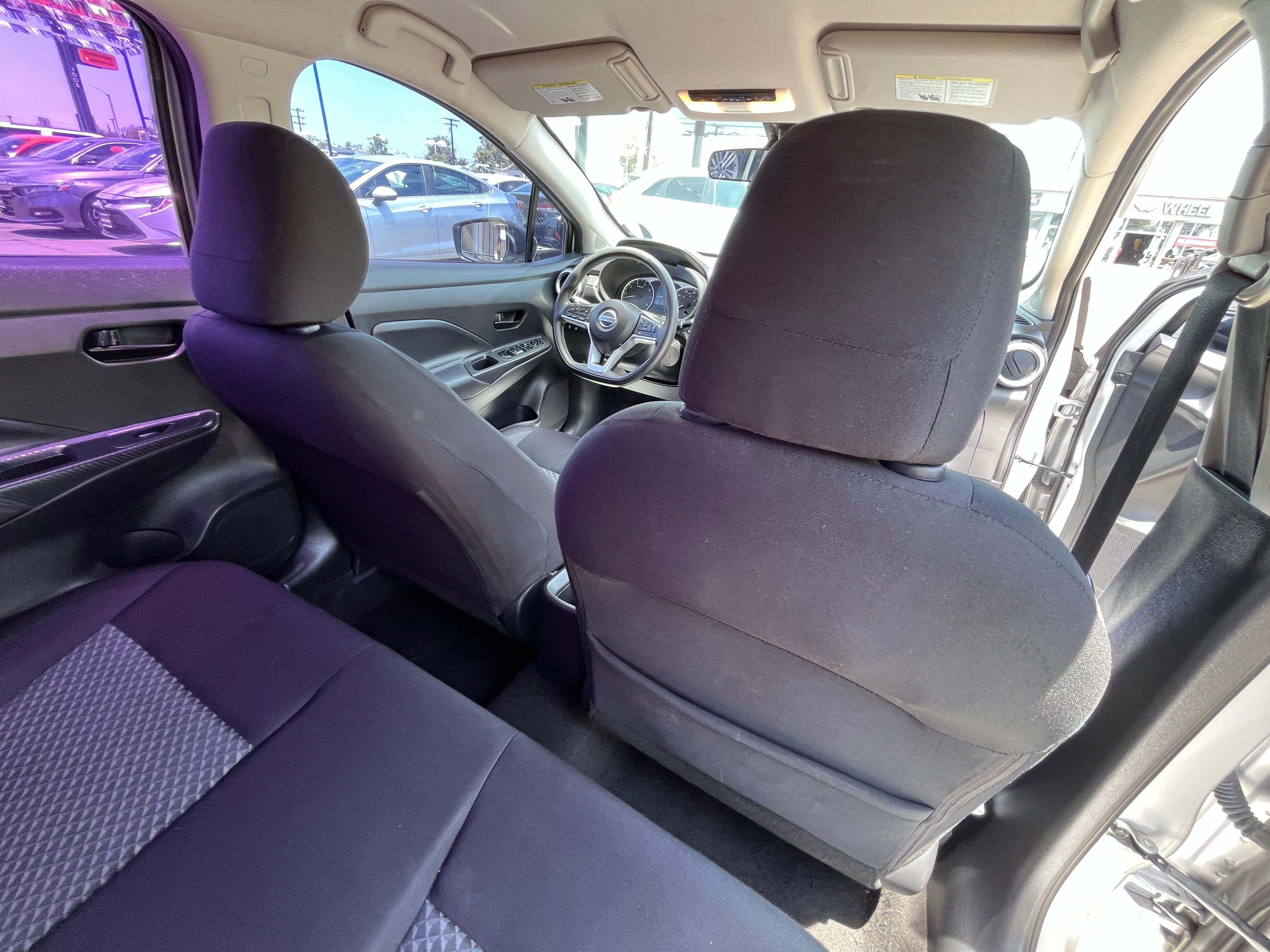 Vehicle image 61 of 90