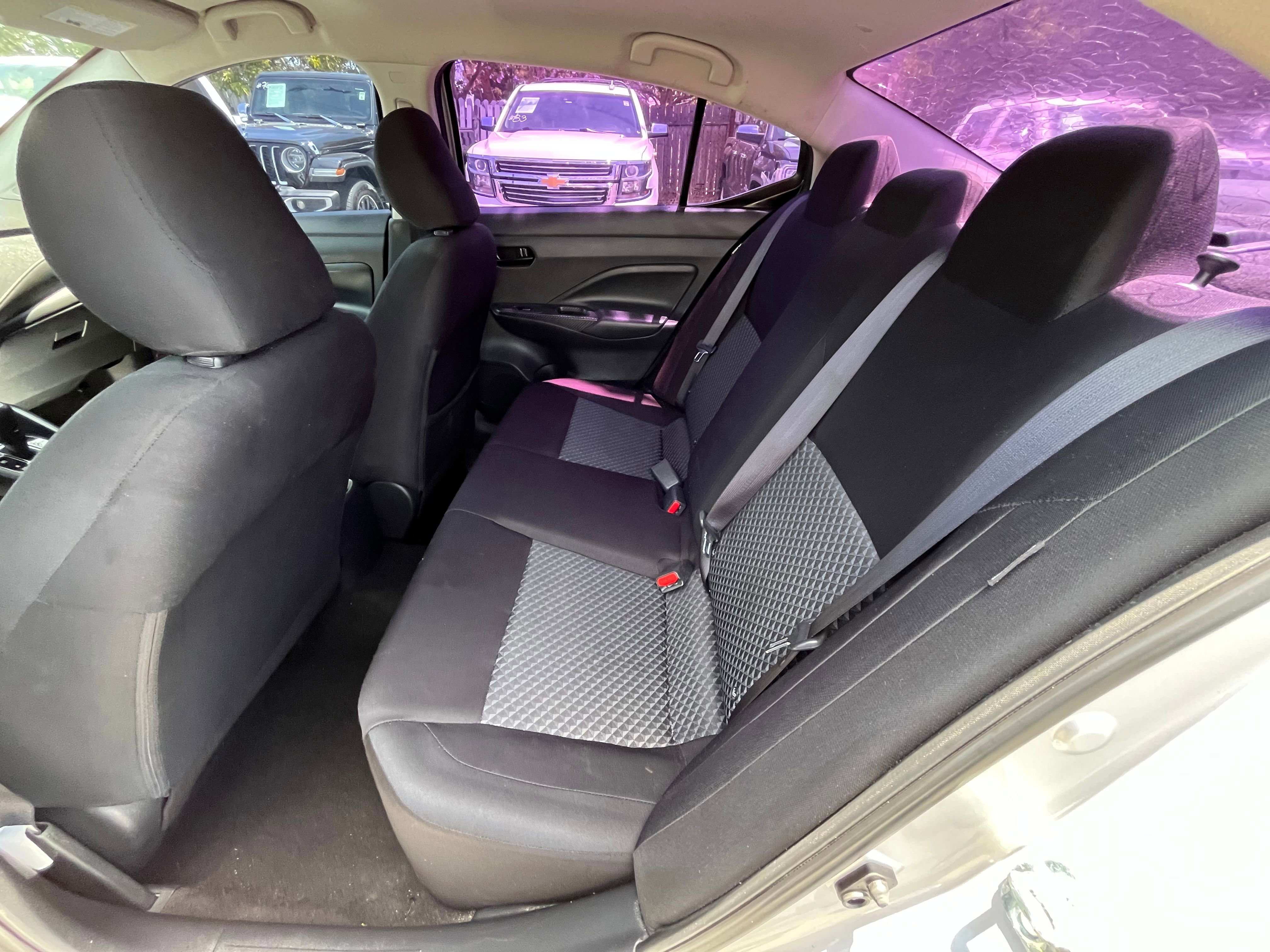 Vehicle image 26 of 90