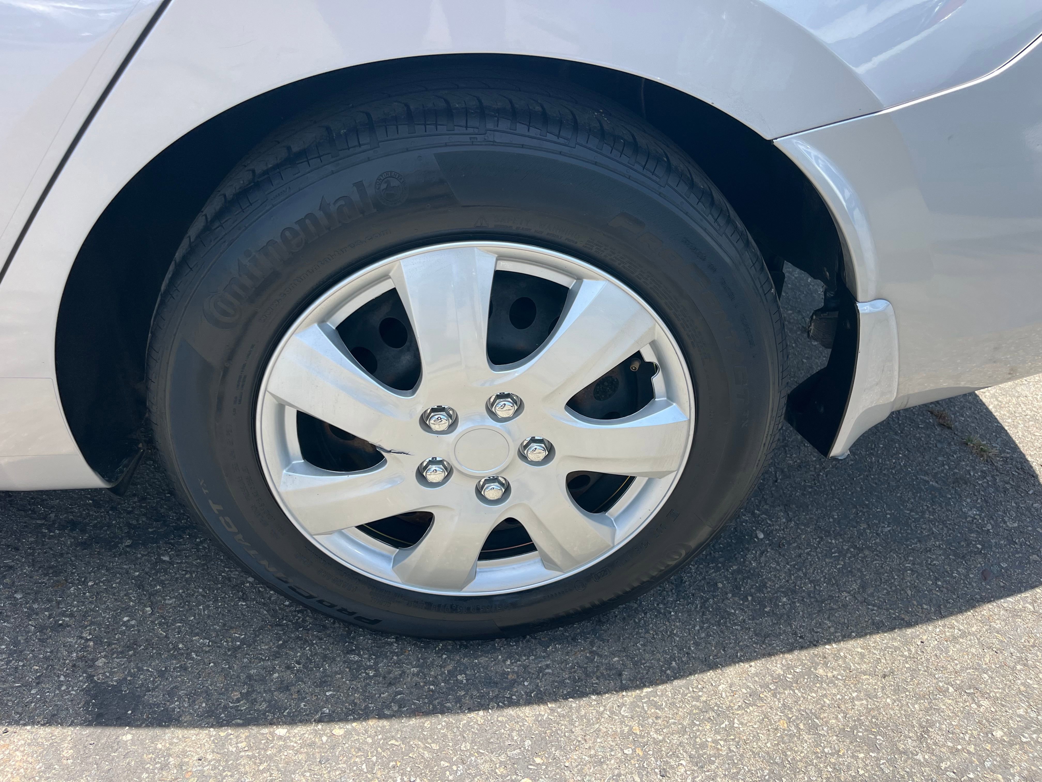 Vehicle image 68 of 90