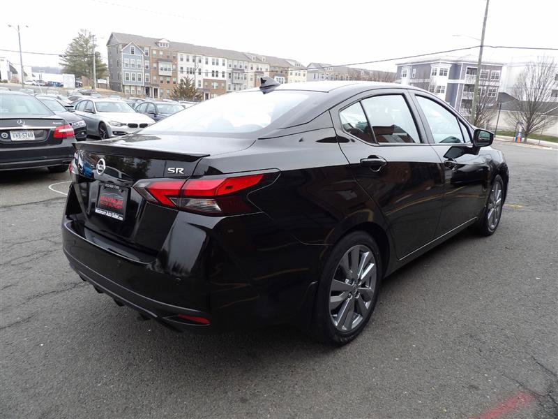 2020 Nissan Versa SR Image 3 of 25