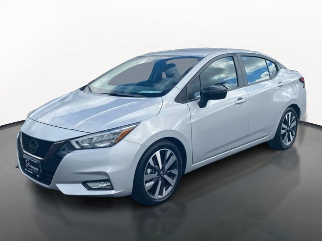 2020 Nissan Versa SR Image 1 of 38