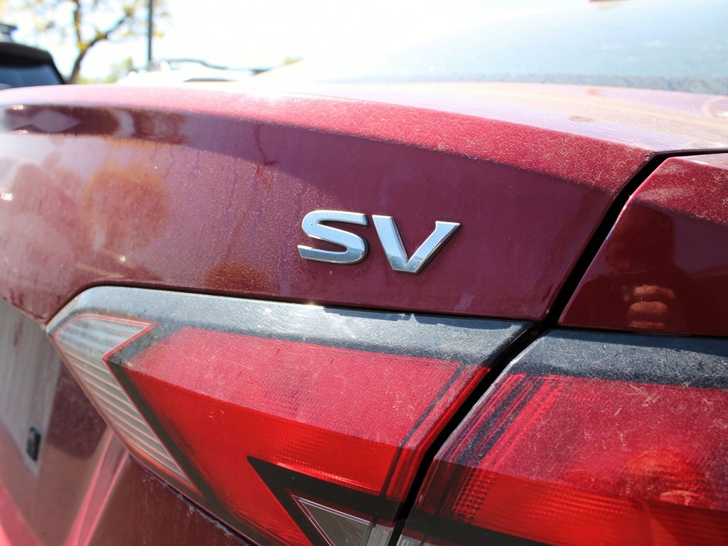 Vehicle image 18 of 18