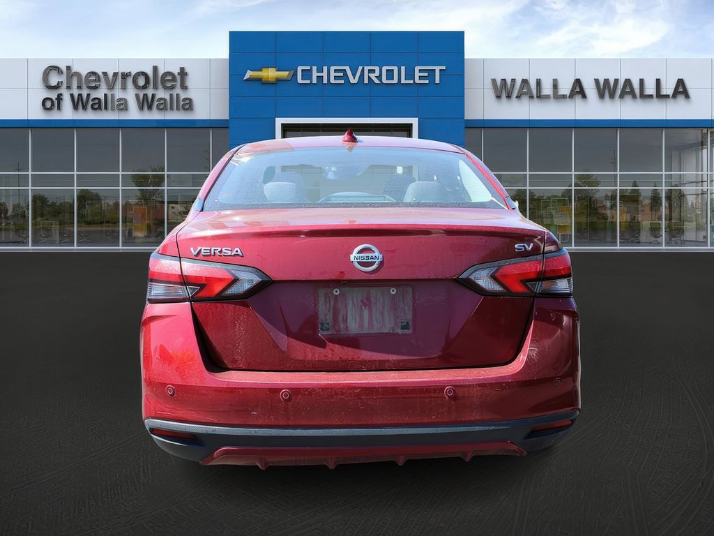 Vehicle image 5 of 18