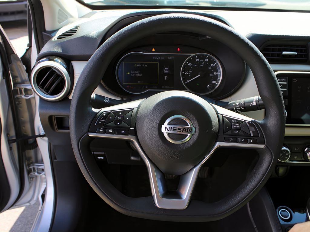 Vehicle image 15 of 33