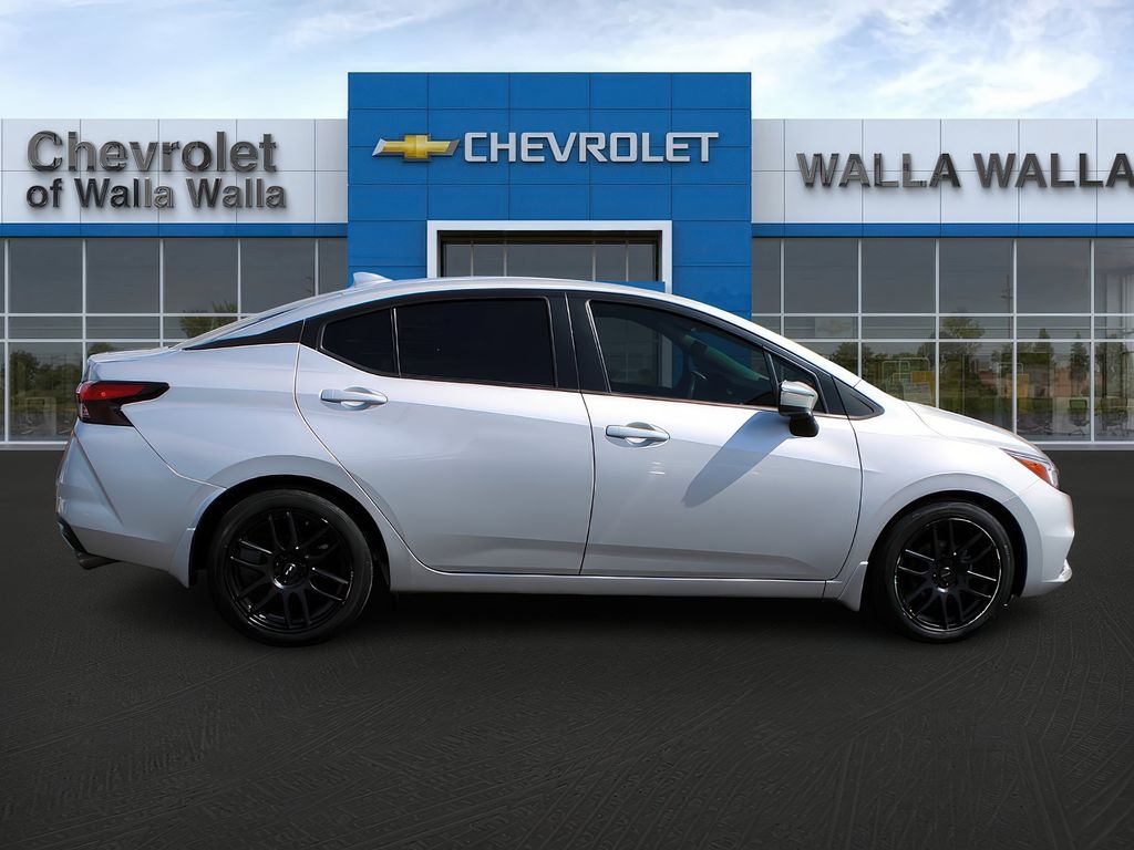 Vehicle image 5 of 33