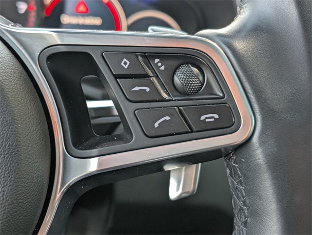 Vehicle image 19 of 22