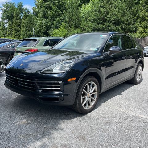 2020 Porsche Cayenne Base Image 1 of 11