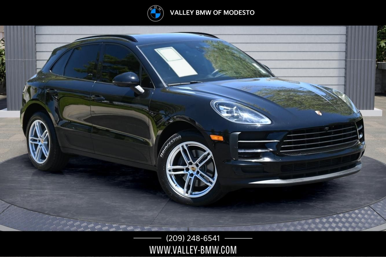 2020 Porsche Macan Base Image 1 of 26