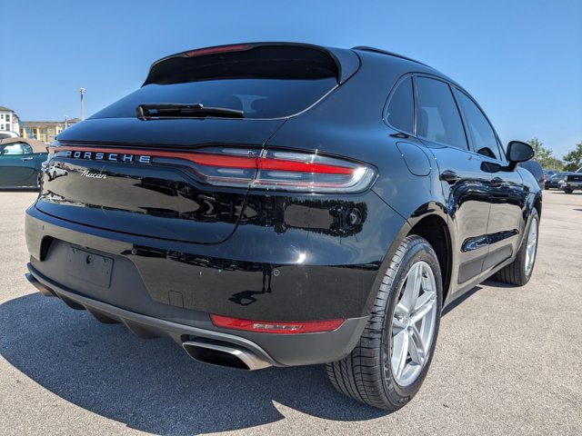 Vehicle image 8 of 37