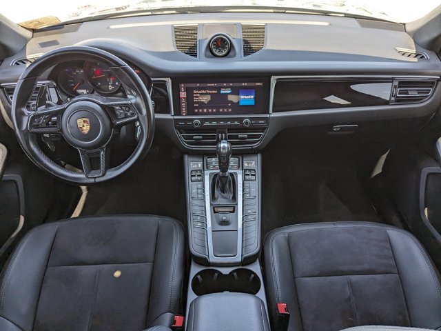 Vehicle image 23 of 37