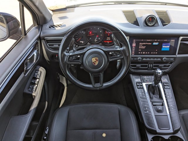 Vehicle image 24 of 37