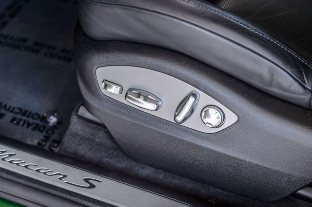 2020 Porsche Macan S Image 50 of 56