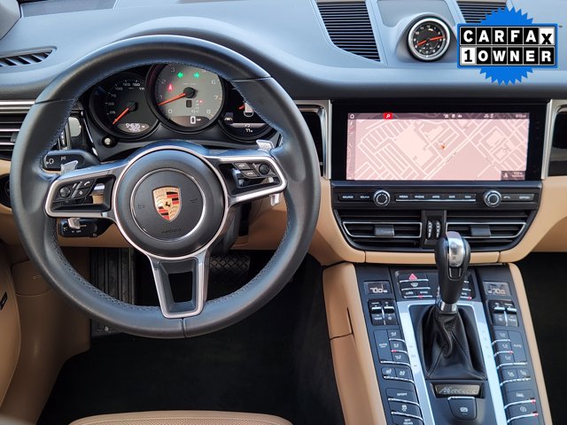 Vehicle image 16 of 30