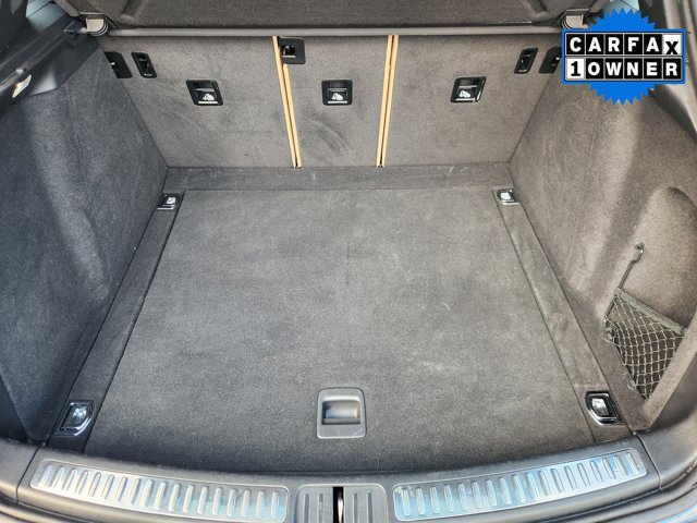 Vehicle image 11 of 30
