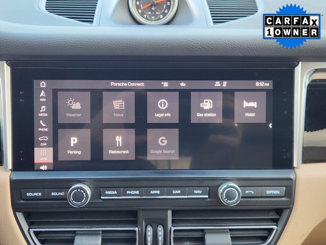 Vehicle image 27 of 30