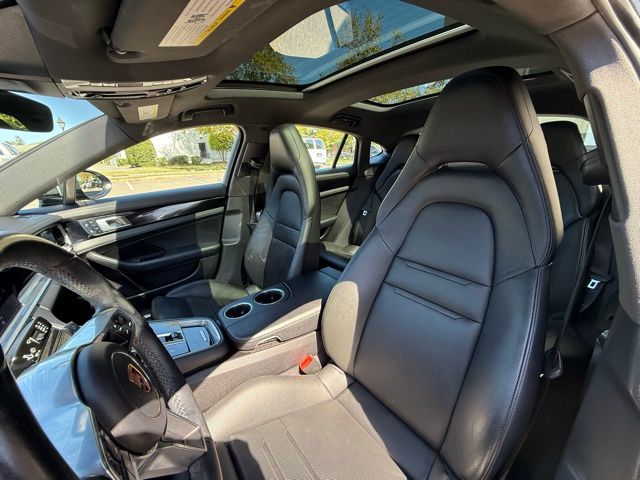 2020 Porsche Panamera 4S Image 22 of 55