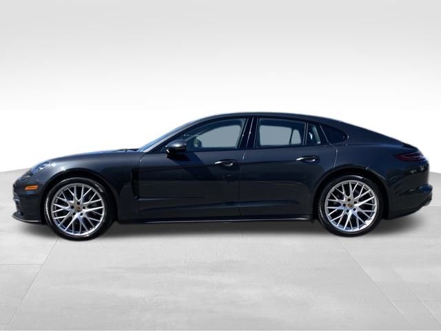 2020 Porsche Panamera 4S Image 10 of 55