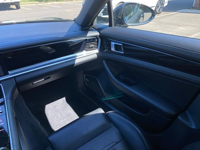2020 Porsche Panamera 4S Image 52 of 55