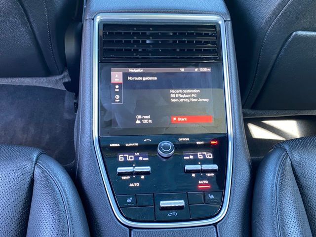 2020 Porsche Panamera 4S Image 45 of 55