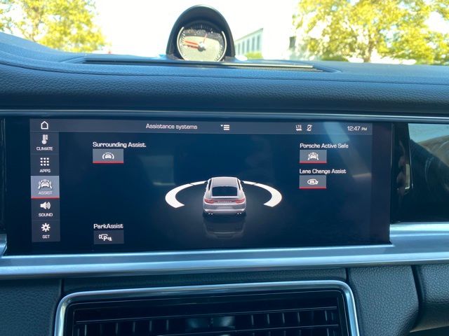 2020 Porsche Panamera 4S Image 34 of 55