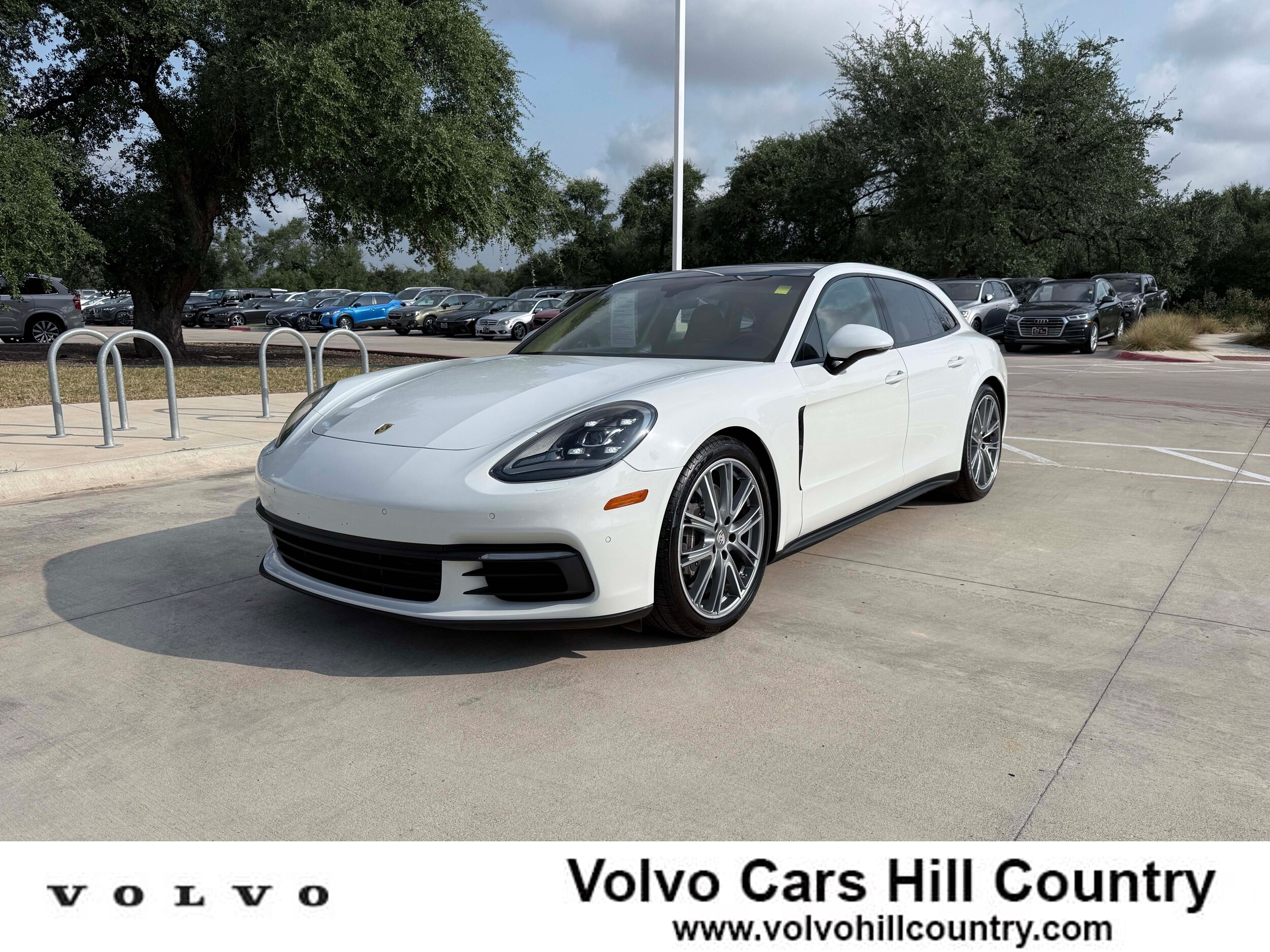 2020 Porsche Panamera 4 Image 1 of 21