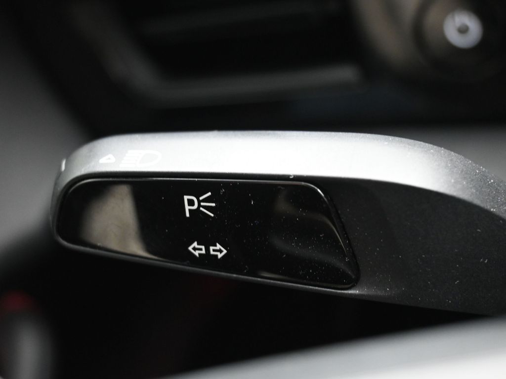 2020 Porsche Taycan 4S Image 63 of 73