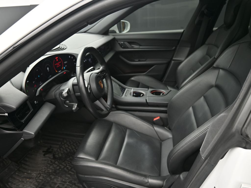 2020 Porsche Taycan 4S Image 66 of 73