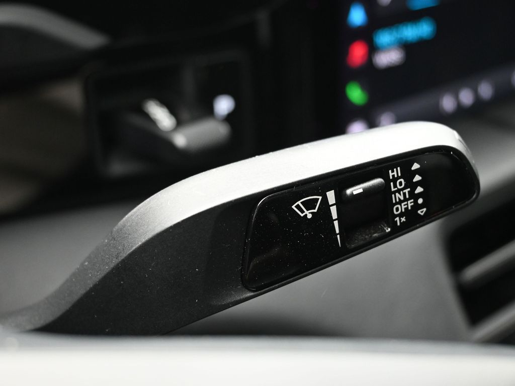 2020 Porsche Taycan 4S Image 62 of 73