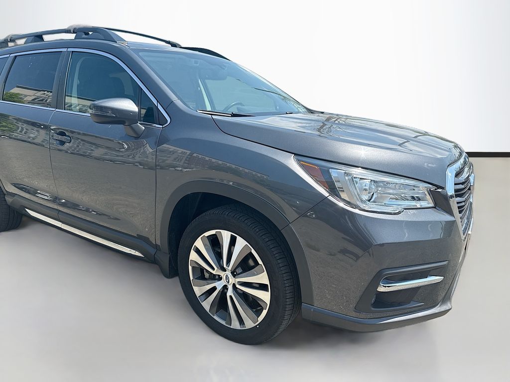 2020 Subaru Ascent Limited Image 3 of 33