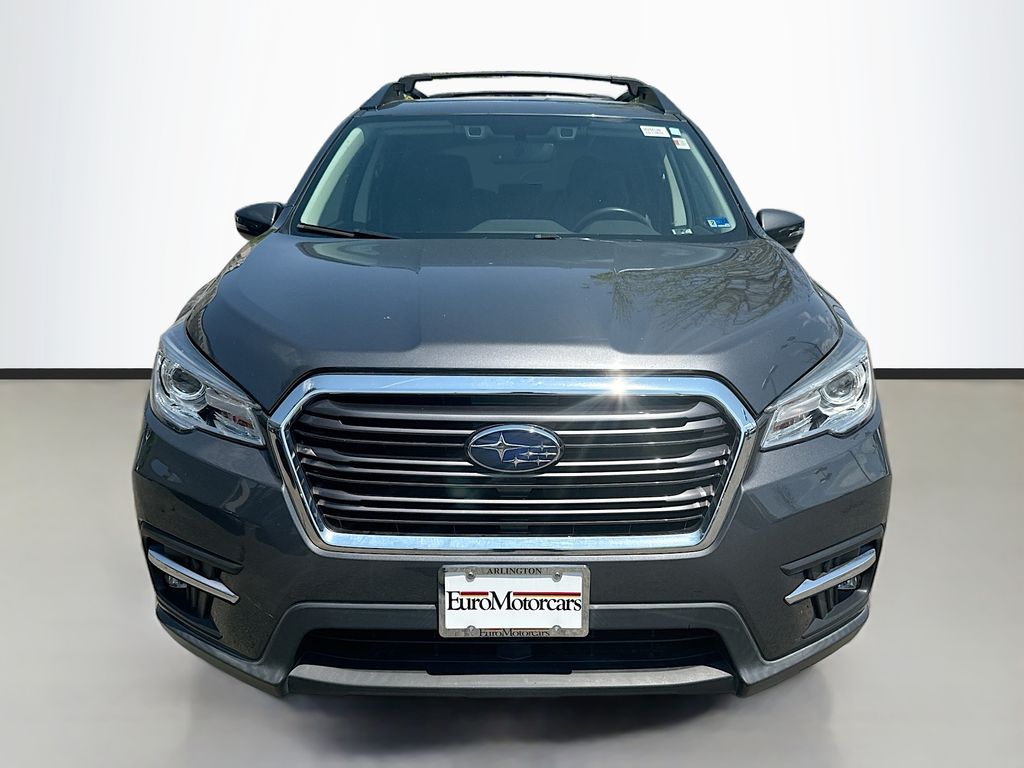 2020 Subaru Ascent Limited Image 2 of 33