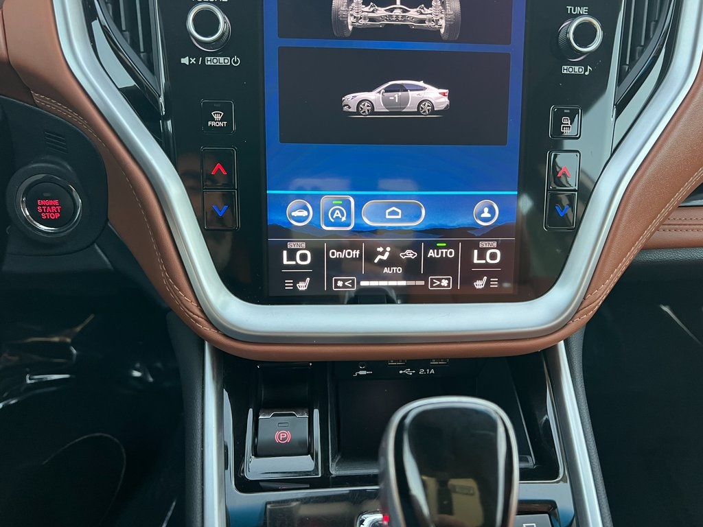Vehicle image 23 of 34