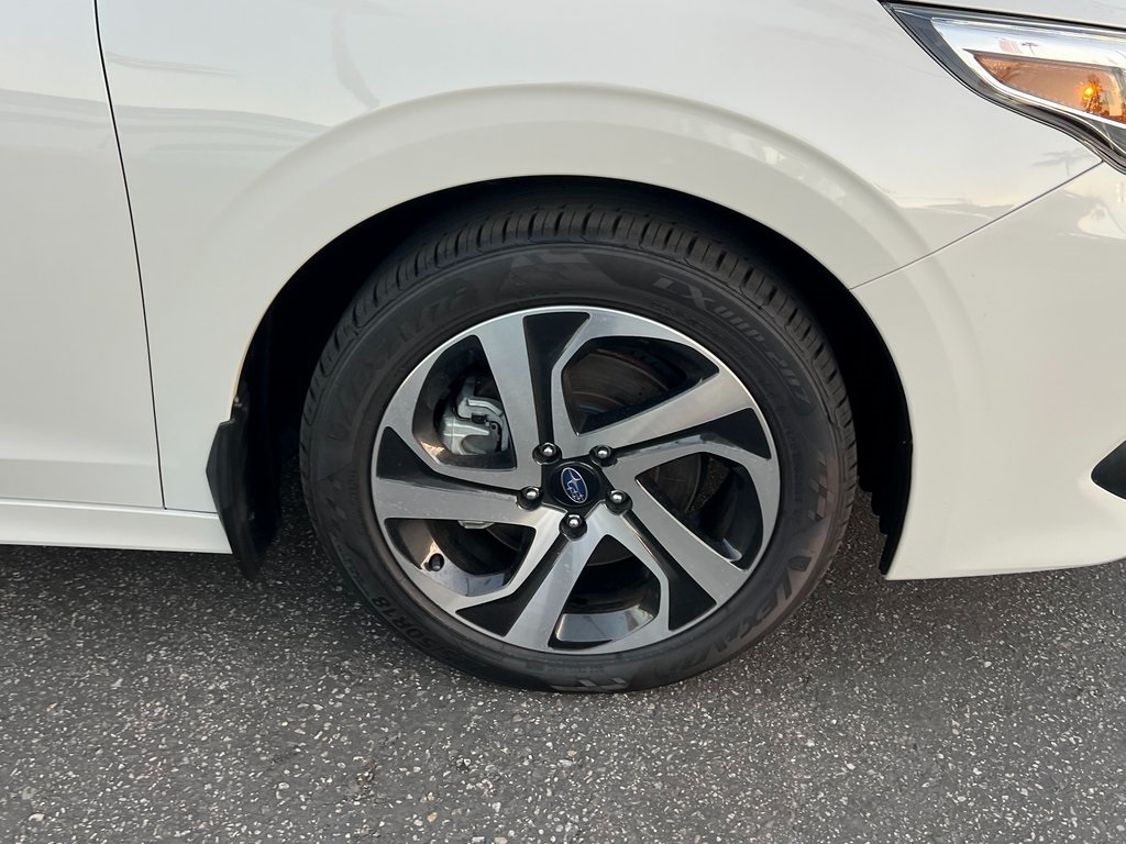 Vehicle image 10 of 34