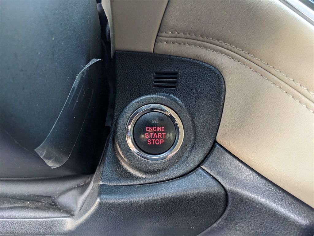 Vehicle image 29 of 38