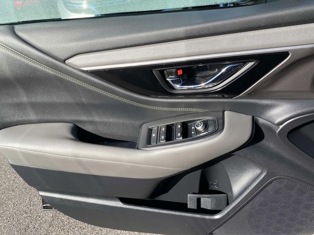 2020 Subaru Outback Onyx Edition XT Image 21 of 34