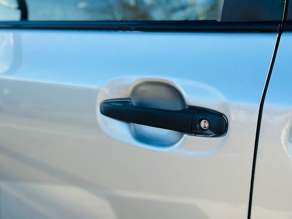 Vehicle image 14 of 53