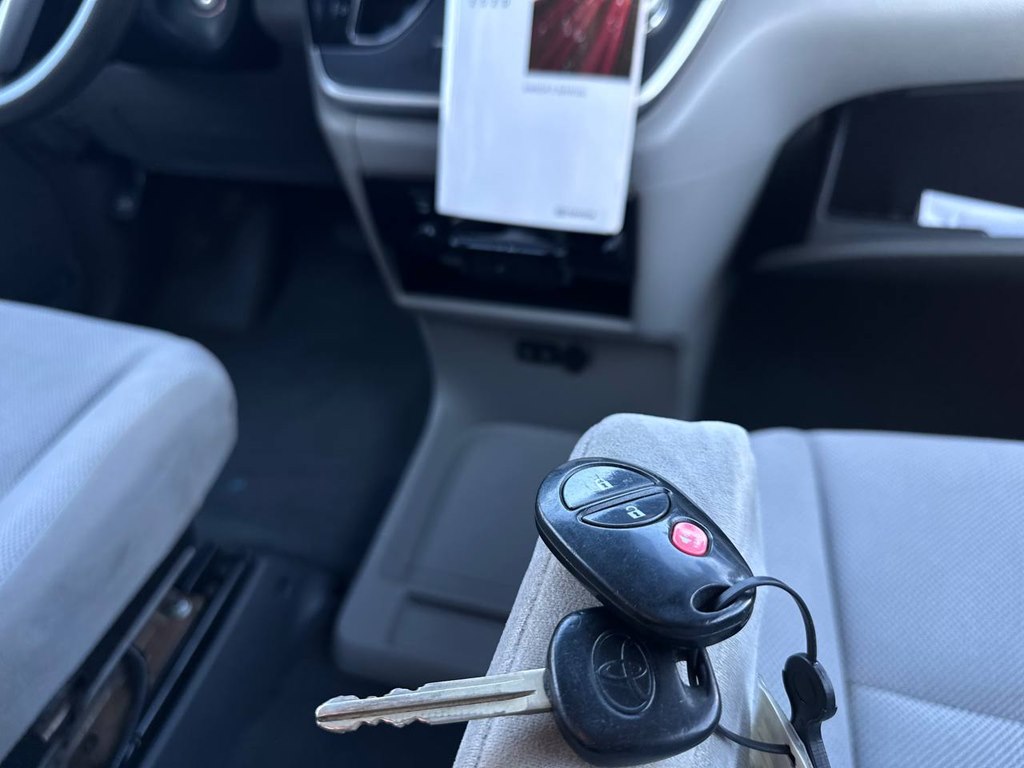 Vehicle image 49 of 53