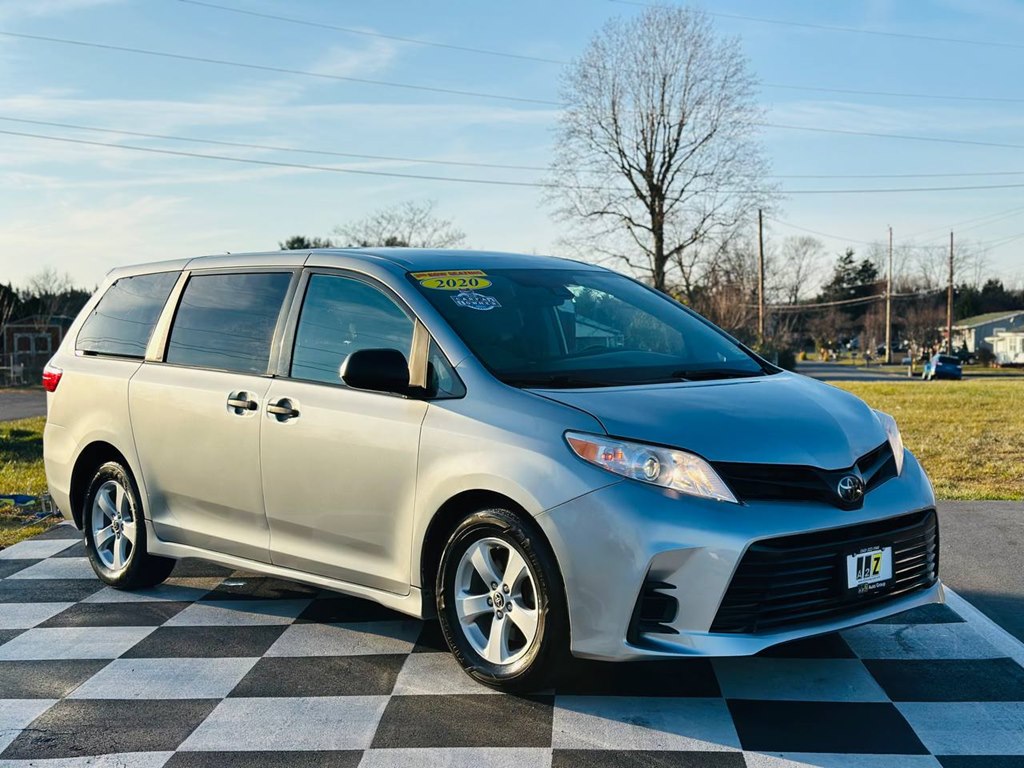 Vehicle image 4 of 53