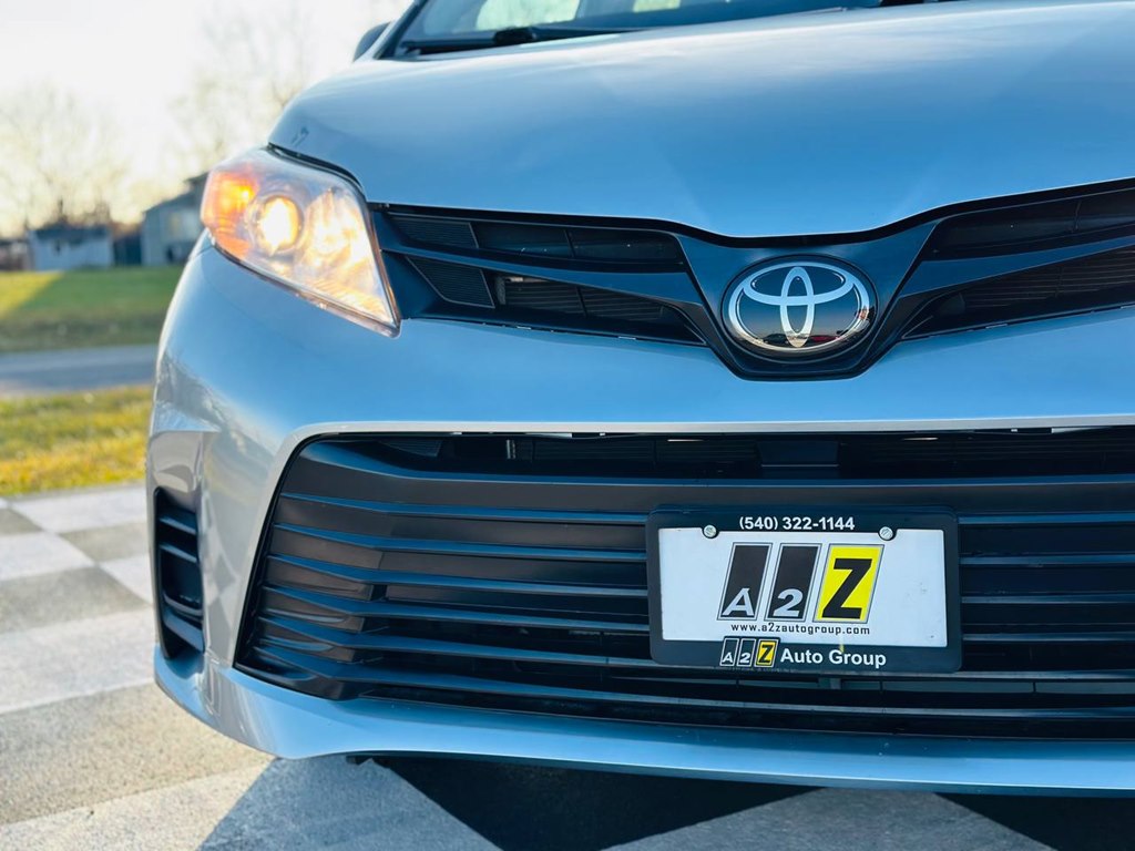 Vehicle image 11 of 53