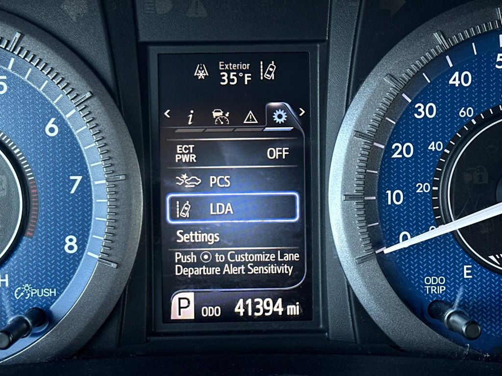 Vehicle image 26 of 53