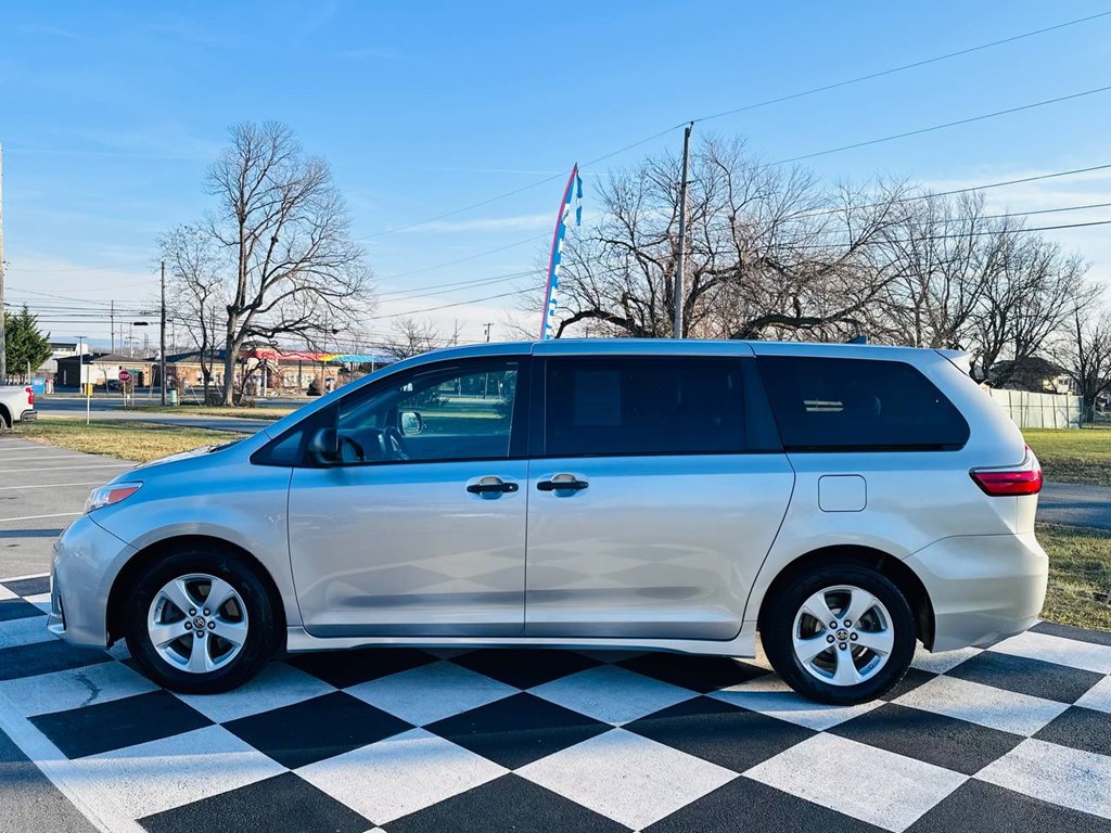 Vehicle image 9 of 53